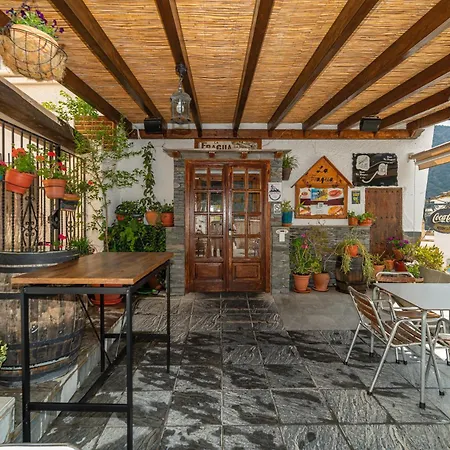 Hotel La Fragua I *