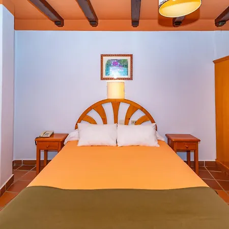 La Fragua I Hotel *